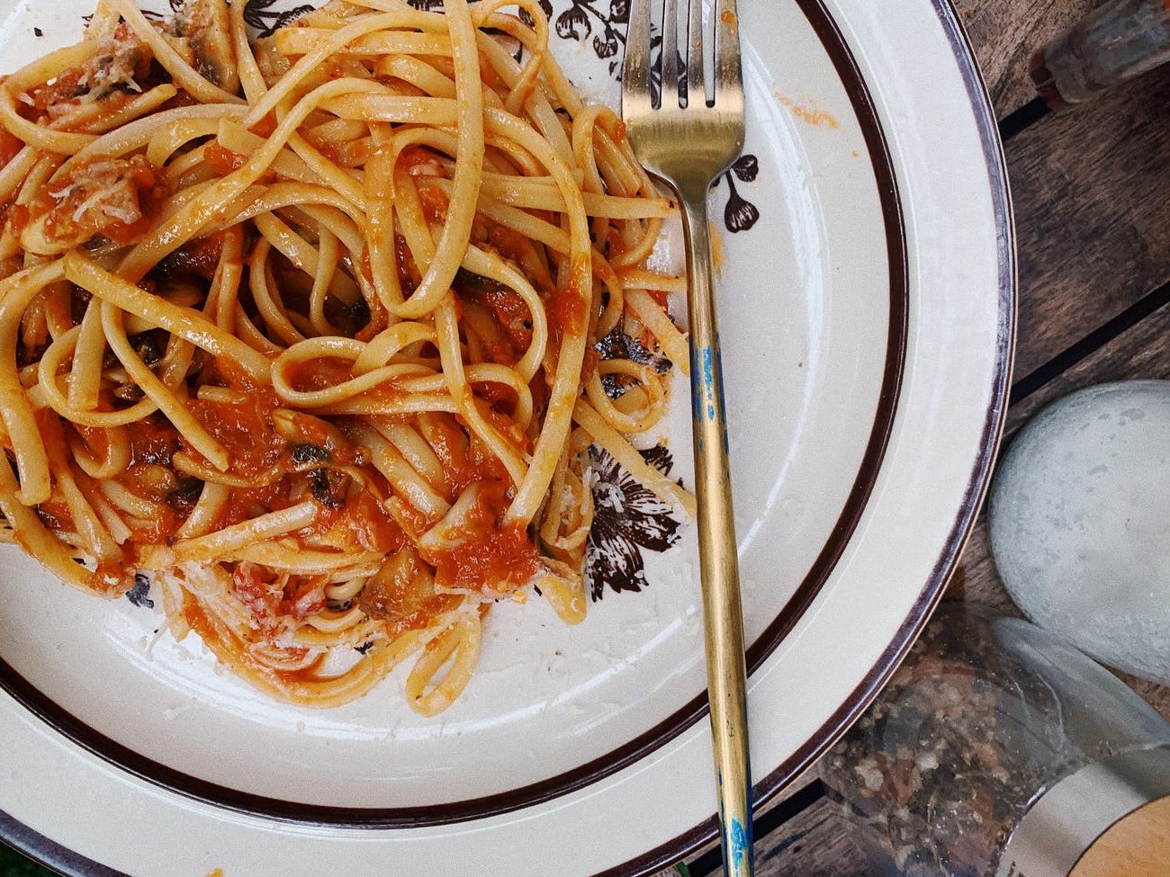 food plate restaurant dinner